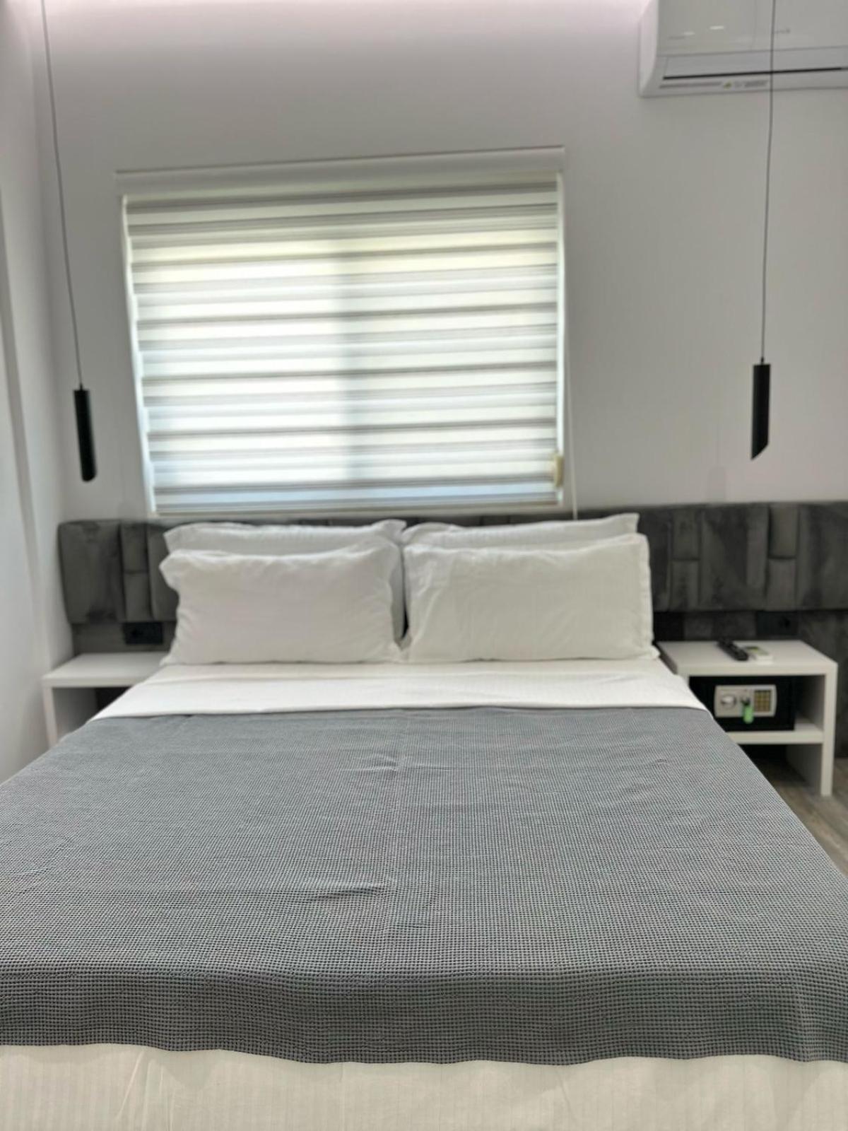 Luxury Villa Alisja Sarande With Private Beach Ngoại thất bức ảnh